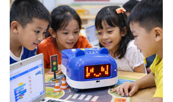 Hướng Đi Tất Yếu Của Giáo Dục Hiện Đại: Vì Sao Trường Học Nên Đầu Tư Nền Tảng LMS Thay Vì Quản Lý Thủ Công?