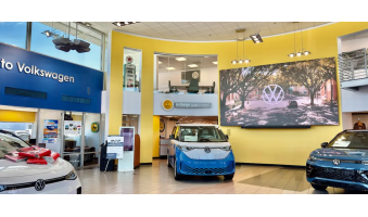 Bứt Phá Trải Nghiệm Trưng Bày Xe Với Màn Hình LED Direct View Khổng Lồ Từ ViewSonic