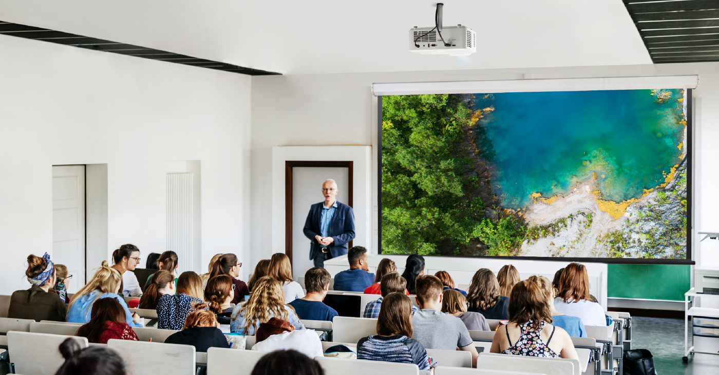 Không gian lắp đặt trình chiếu lớp học